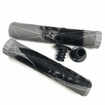 Набор TECH TEAM грипсы 2шт с барендами Drop, 160mm, black на трюковой самокат Набор TECH TEAM грипсы 2шт с барендами Drop, 160mm, black на трюковой самокат